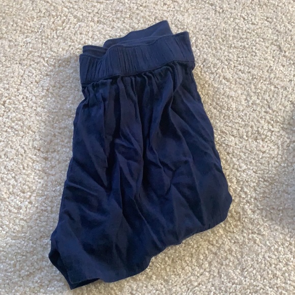 shorts - Picture 2 of 4